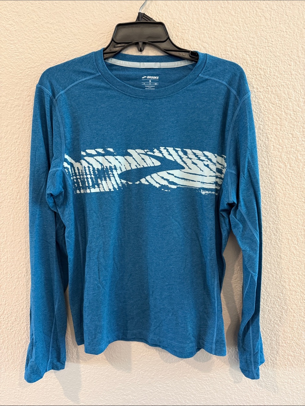 Brooks Long Sleeve Graphic Tee